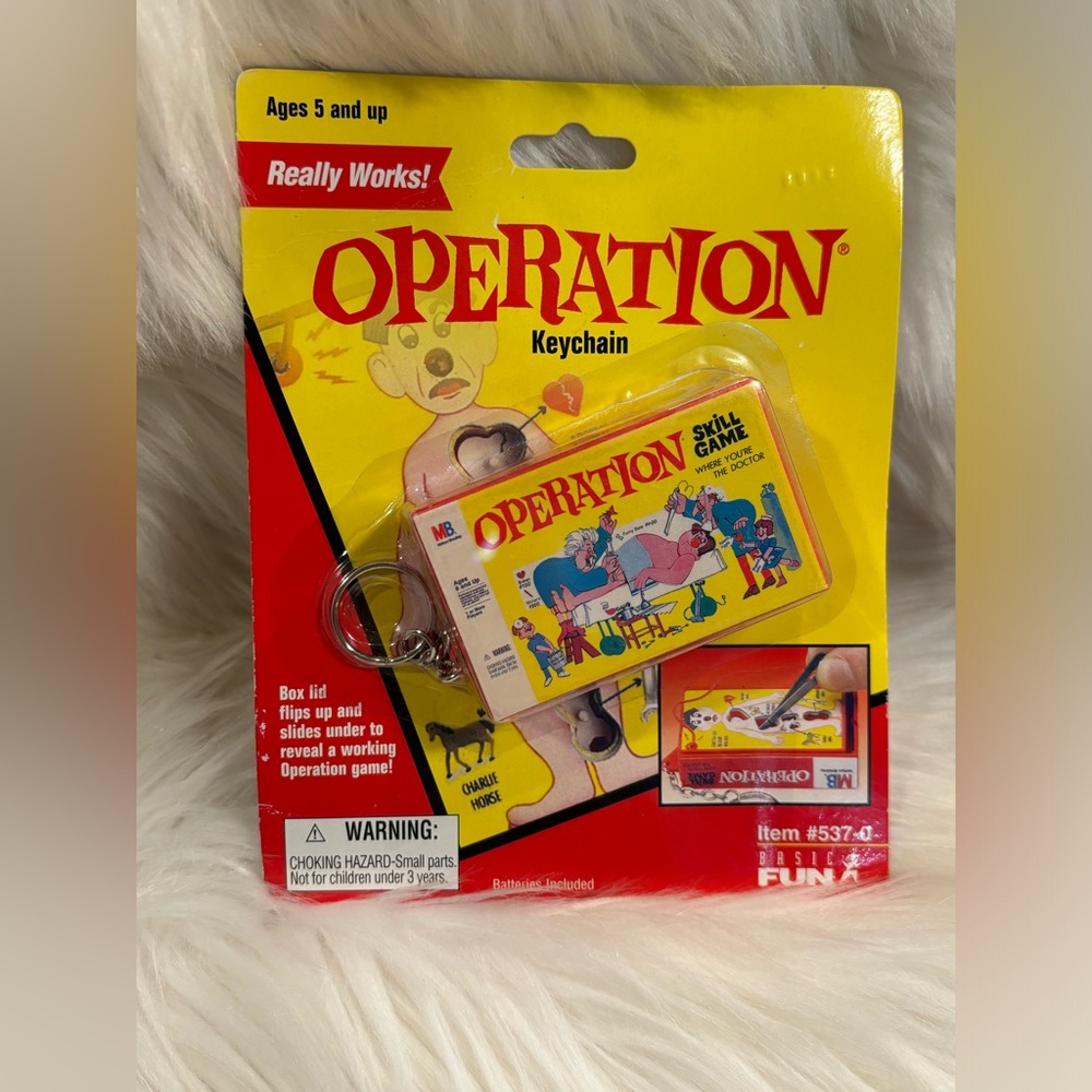 Operation Game Keychain by Basic Fun, Inc. New Sealed 1998
Vintage